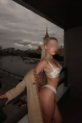 Лера впервые в нуре, фото с сайта sexxnu.pro