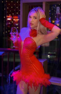 Знакомства в Нового Уренгое — Аллочка ❤️EXCLUSIVE , 20 лет